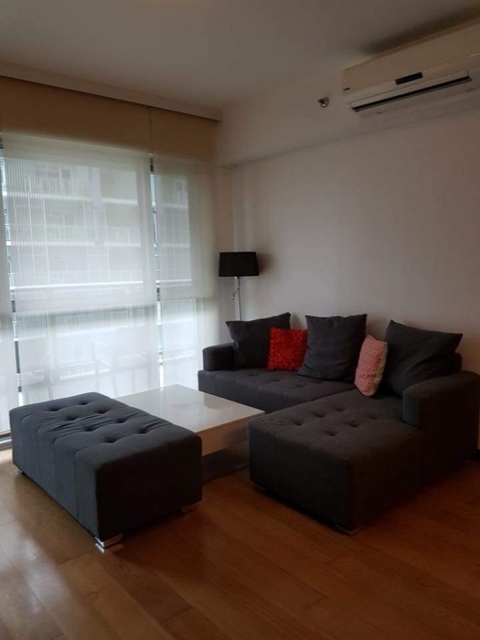 Serendra 1 Bedroom condo with parking for lease03