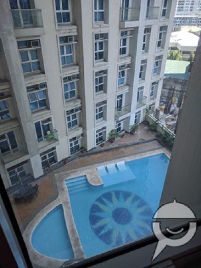 Fully-furnished Executive Studio Unit in Eastwood City (Le Grand 1)02