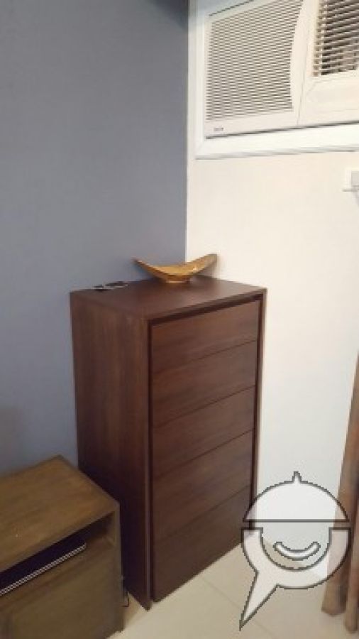 "1BR Unit in The Beacon Condominium, CBD Makati"05