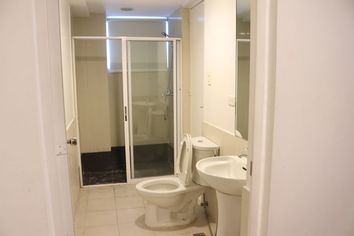"2 Bedroom Loft Type Condominium in Fort Palm Spring, BGC Taguig City"04