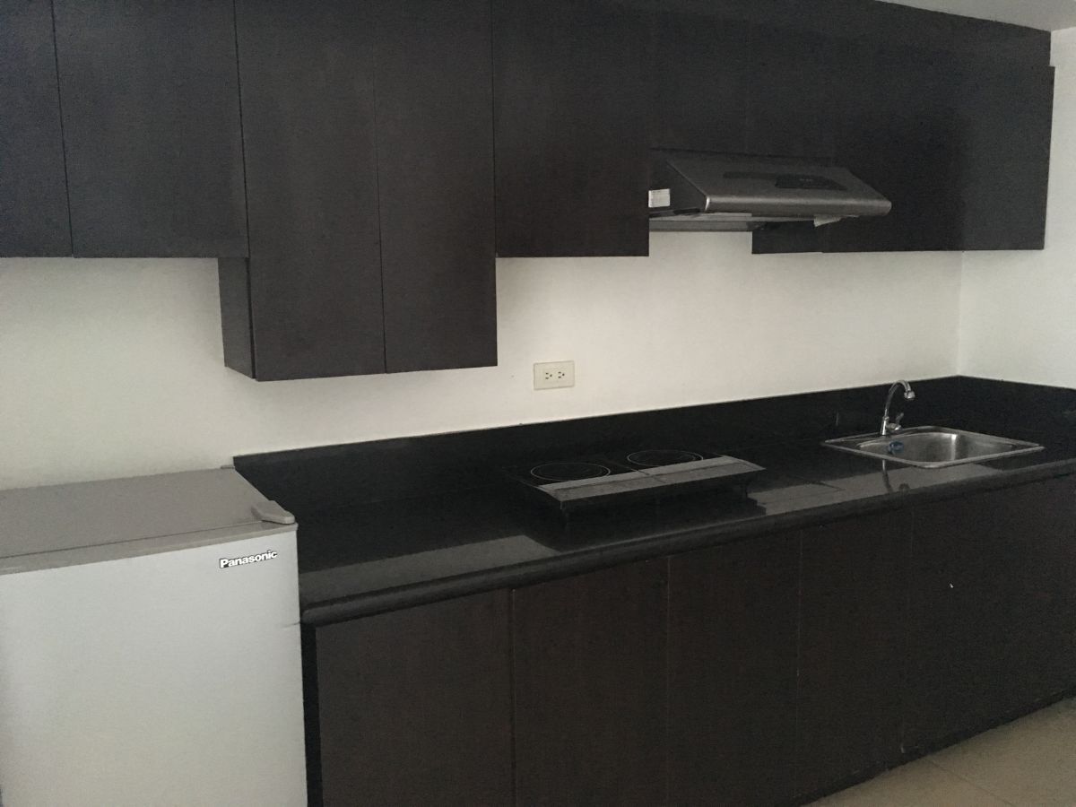 1 Bedroom Loft Type Condominium in Bonifacio Global City06