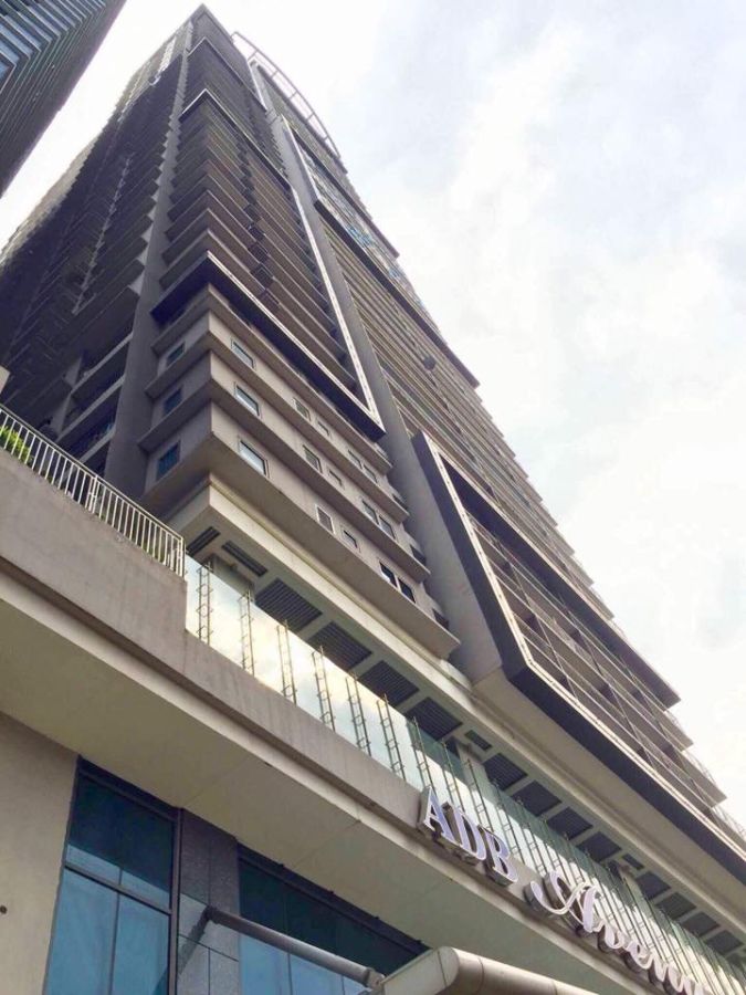 CONDOMINIUM Studio with panoramic view of the city05