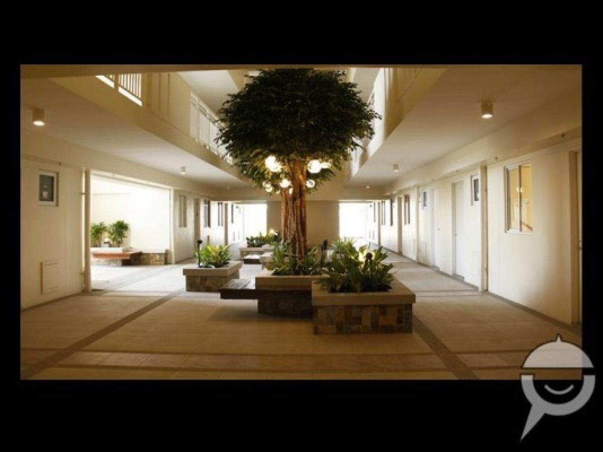 2 BR Condo with Parking & Balconies in QC near QAve EDSA Timog09