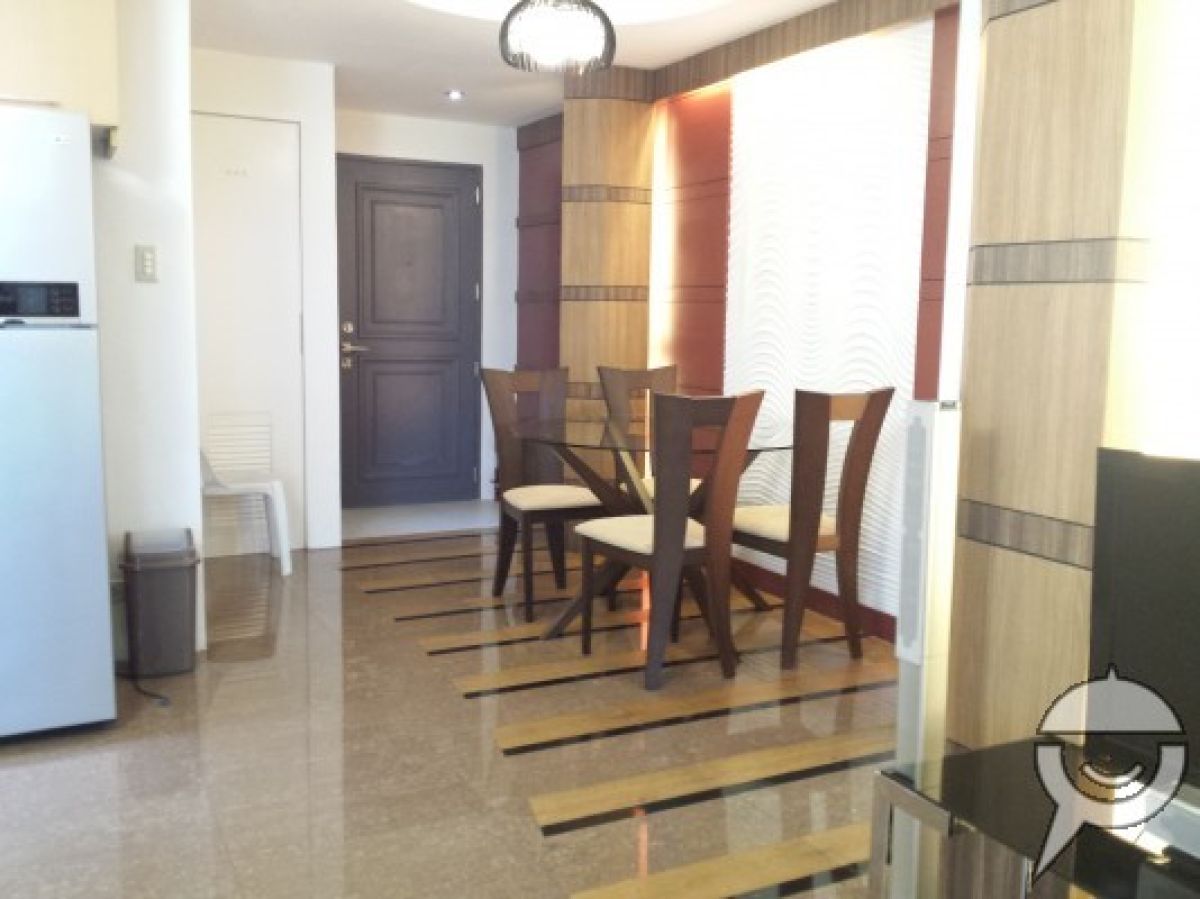 1 br fully furnished High end penthouse unit in ortigas07