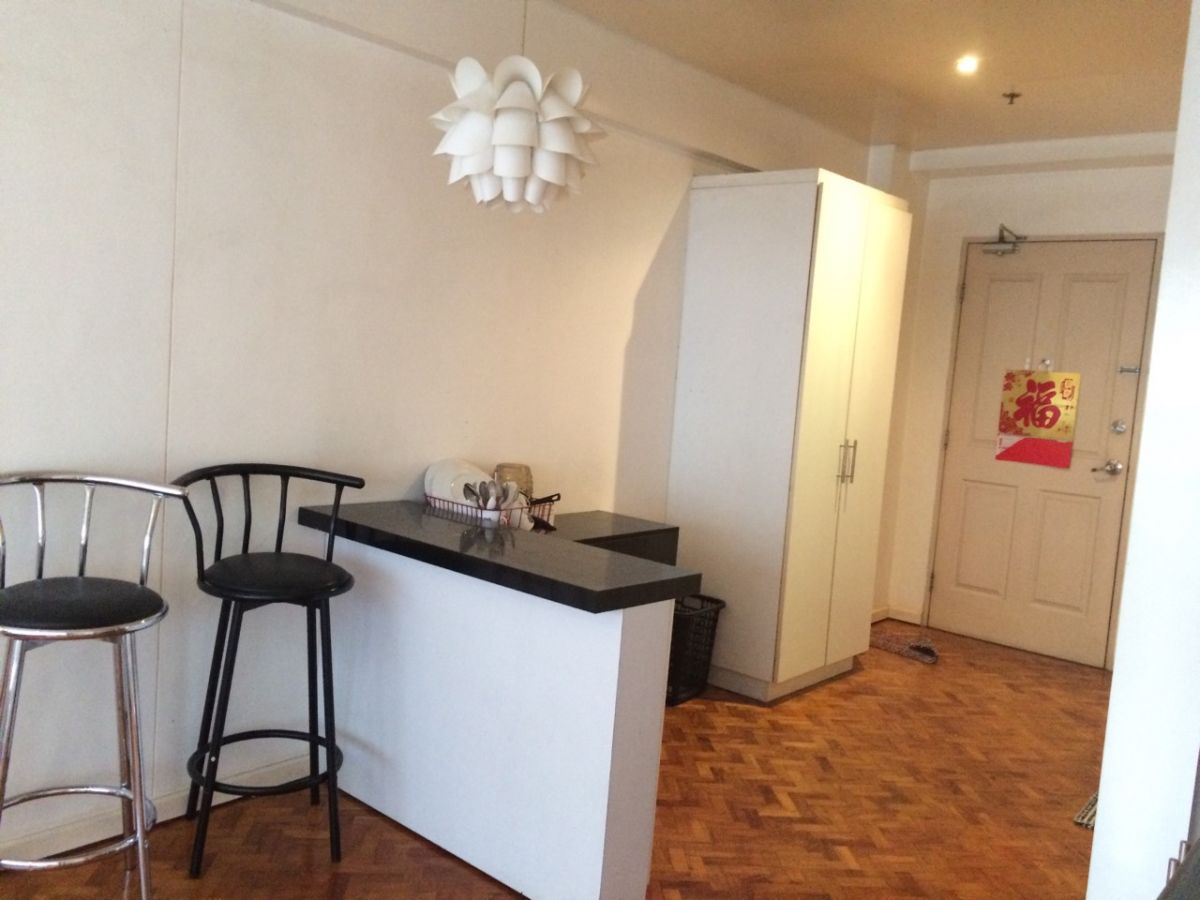 "The Columns Ayala Avenue – Studio for Rent in Bel-Air, Makati"09