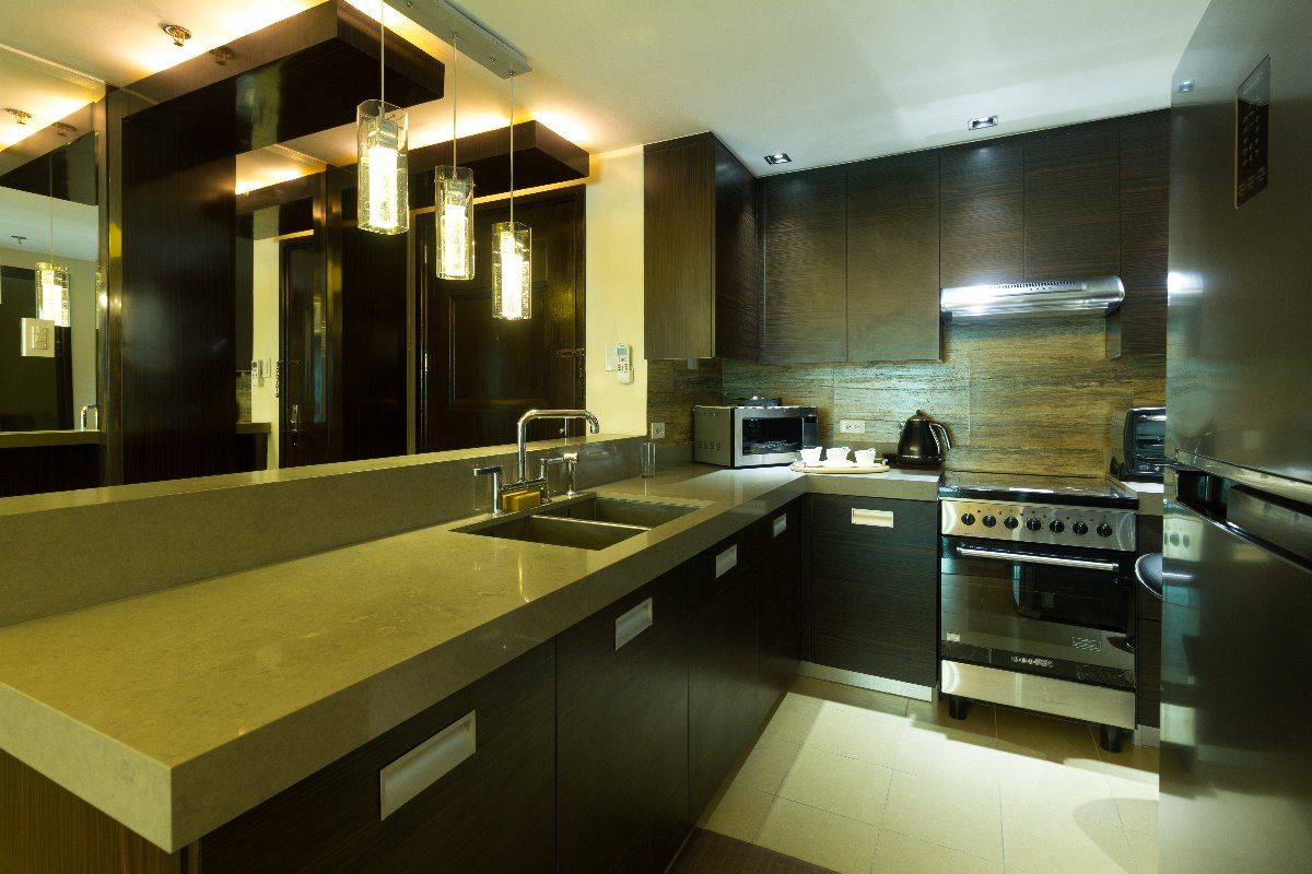 2 Bedroom Fully Furnished Rockwell Edades for Rent04