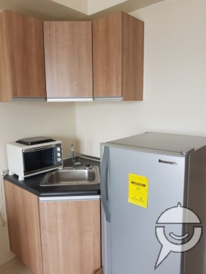 Furnished condo unit for rent08