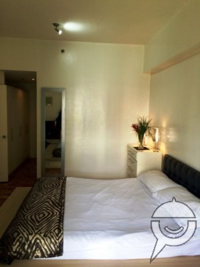 Paseo Parkview Valero St Salcedo Village Makati 1 br condo for rent04