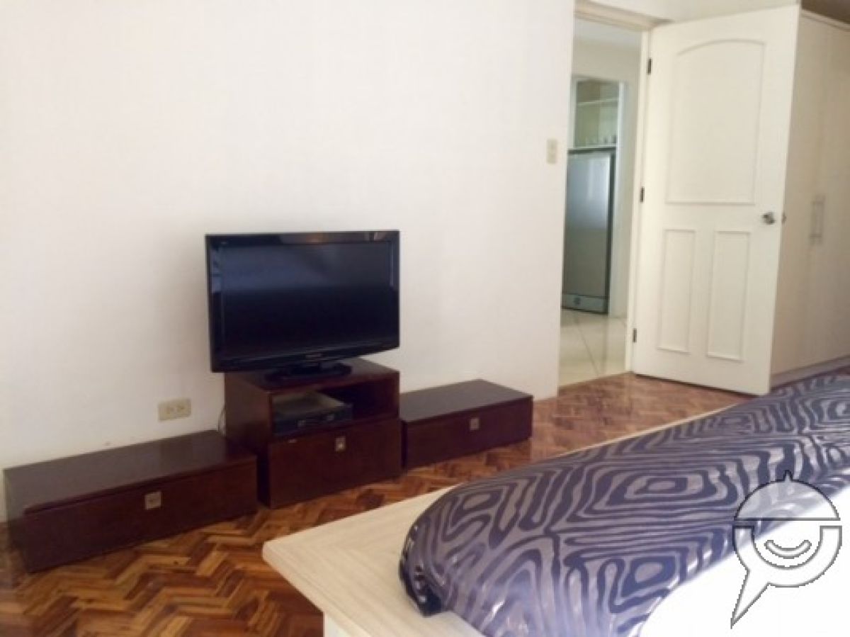 Paseo Parkview Valero St Salcedo Village Makati 1 br condo for rent05