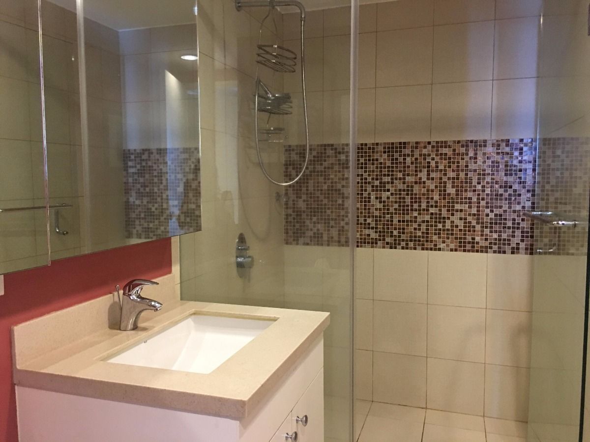 1 Bedroom flat for lease in One Rockwell West Makati07