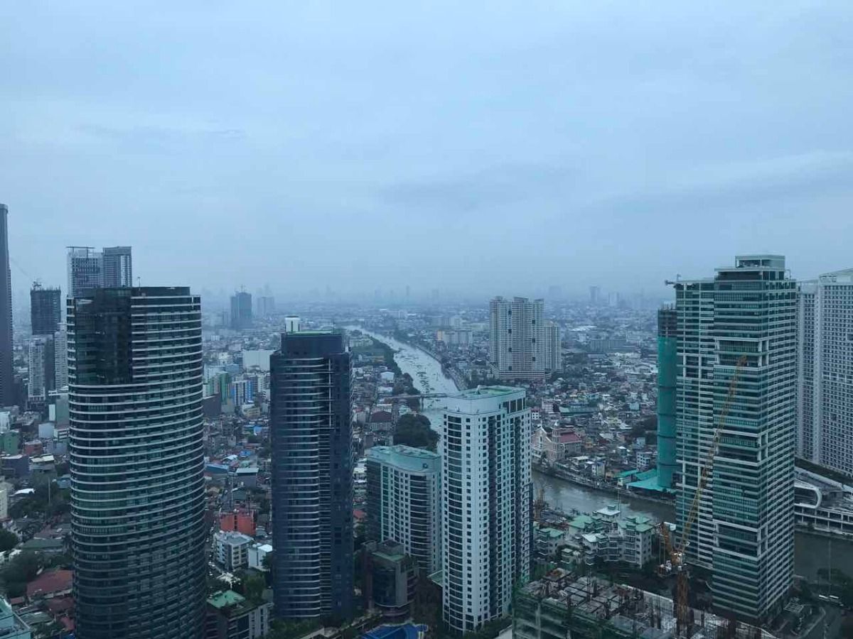 1 Bedroom flat for lease in One Rockwell West Makati10