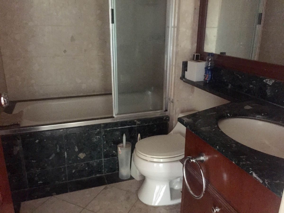 1 Bedroom for lease in Amorsolo Rockwell Makati09