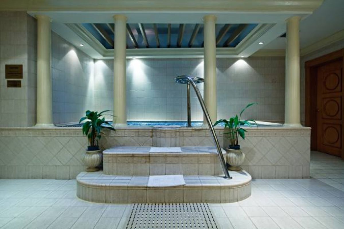 2 Bedroom for Lease in Amorsolo Square Rockwell Makati06
