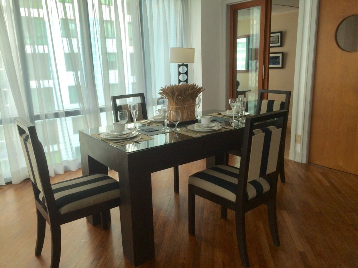 2 Bedrooms for Lease in Amorsolo Rockwell Makati09