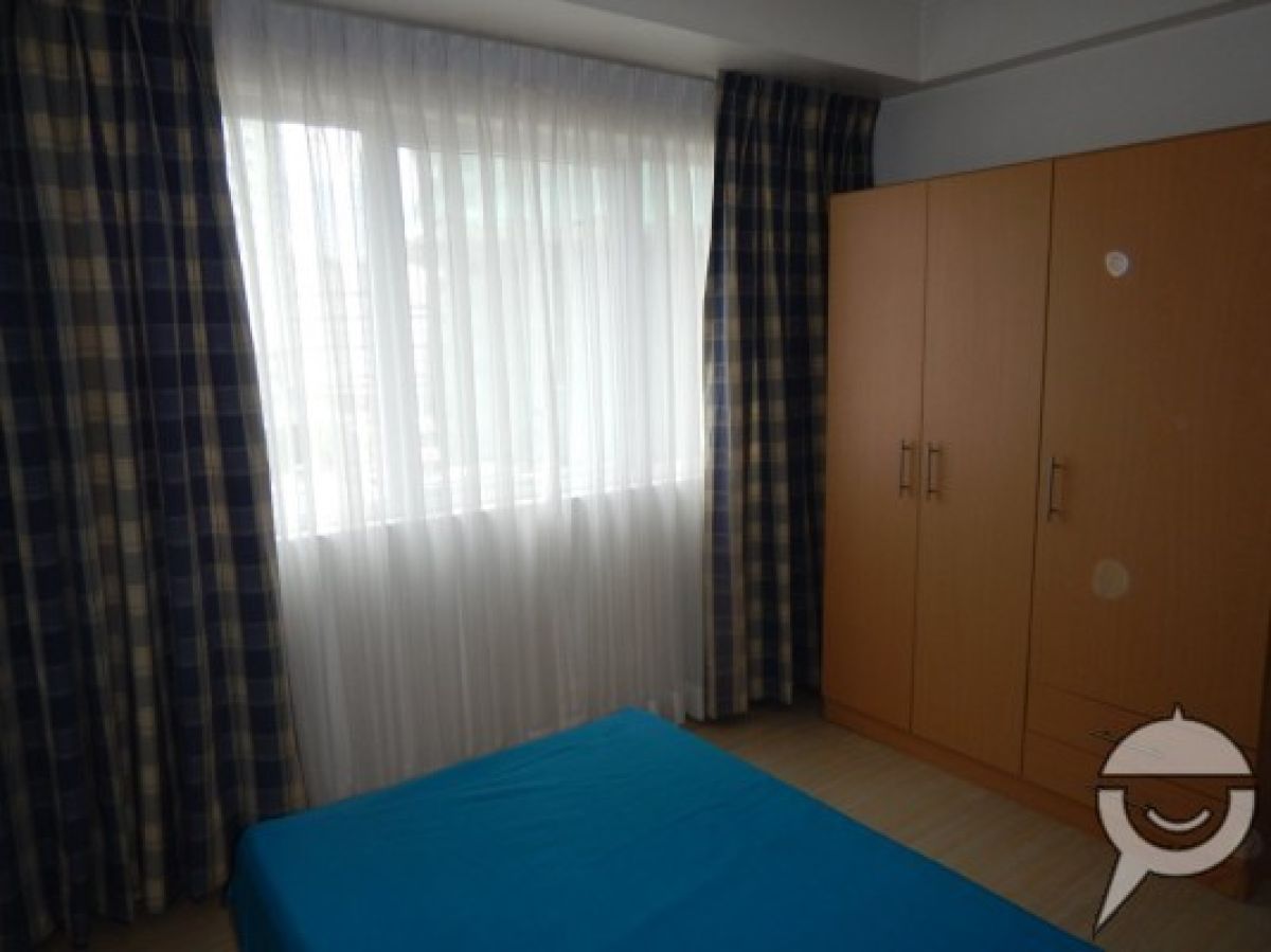 2 bedroom 2 bath in BGC near High Street03