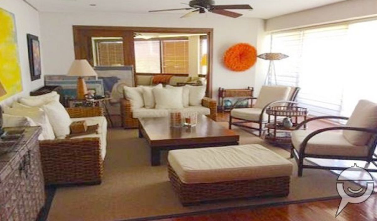"For Lease Beautifully Furnished Unit at The Ritz, Urdaneta, Makati"07