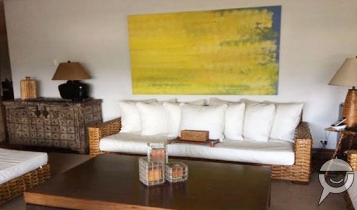 "For Lease Beautifully Furnished Unit at The Ritz, Urdaneta, Makati"08