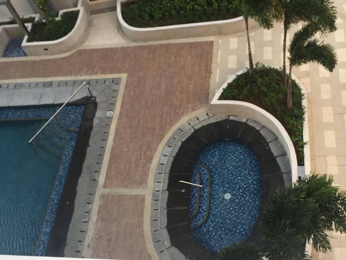 Semi-Furnished Studio Unit with Parking For Rent09