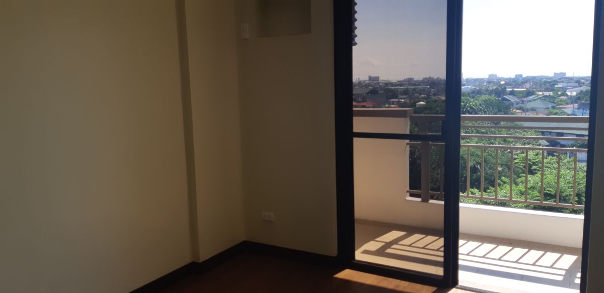 2 bedroom Staff House for rent in Asteria Parañaque09