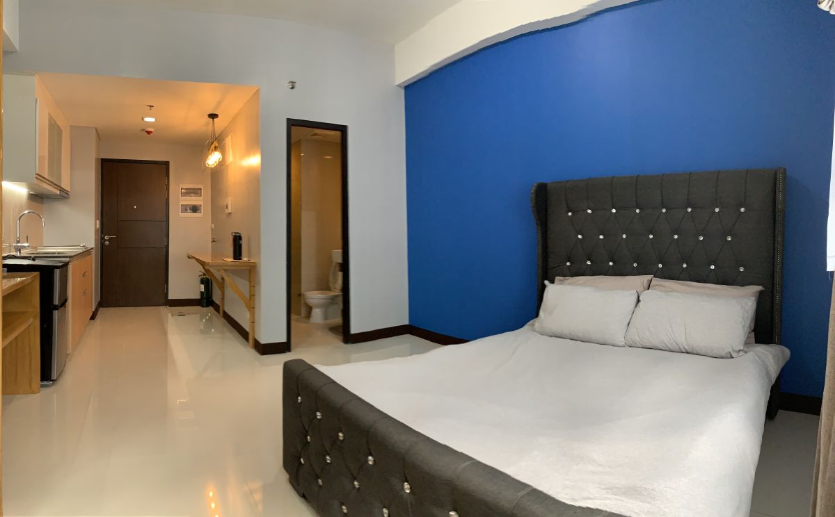 Fully Furnished Studio Unit for rent 31 sqm02