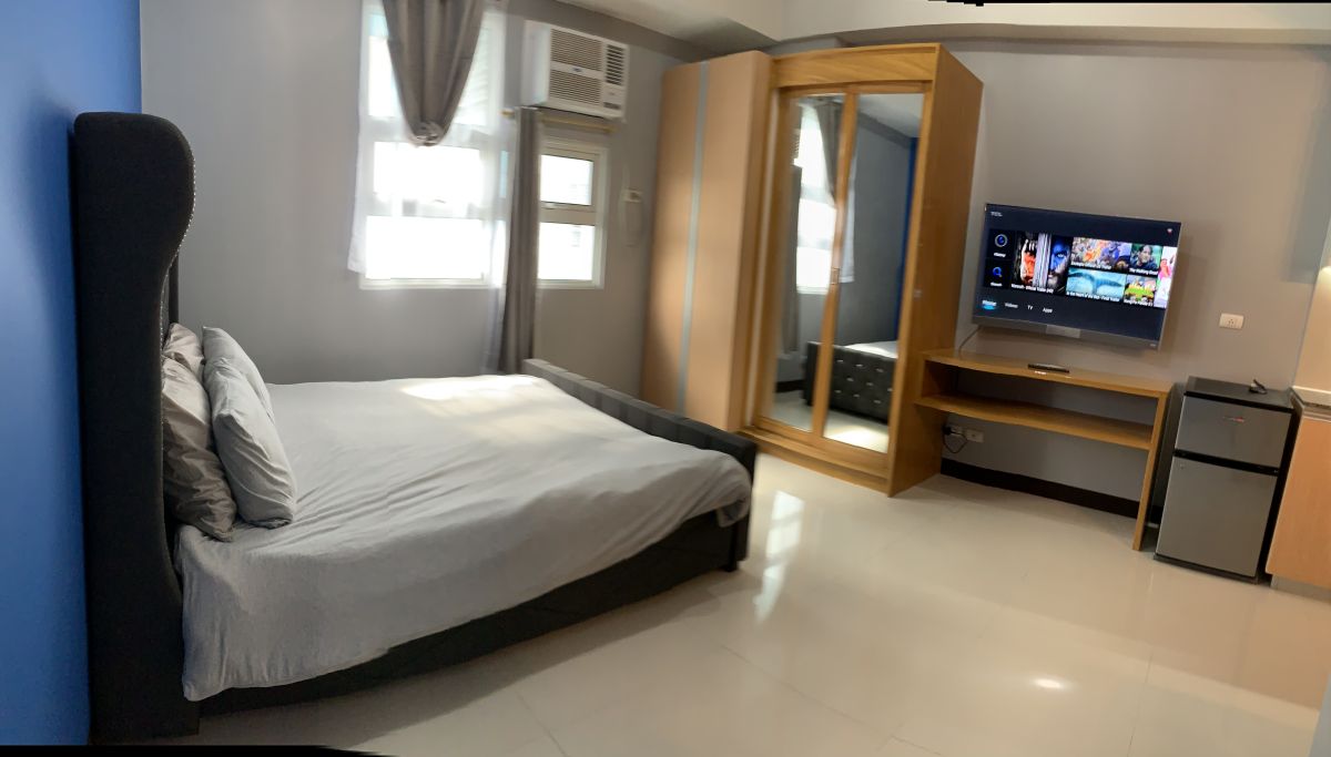 Fully Furnished Studio Unit for rent 31 sqm03