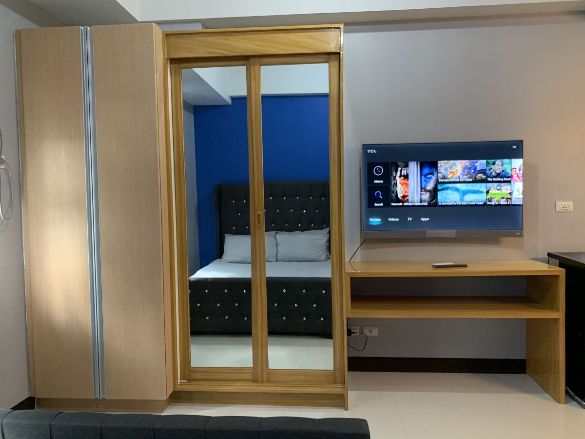 Fully Furnished Studio Unit for rent 31 sqm06