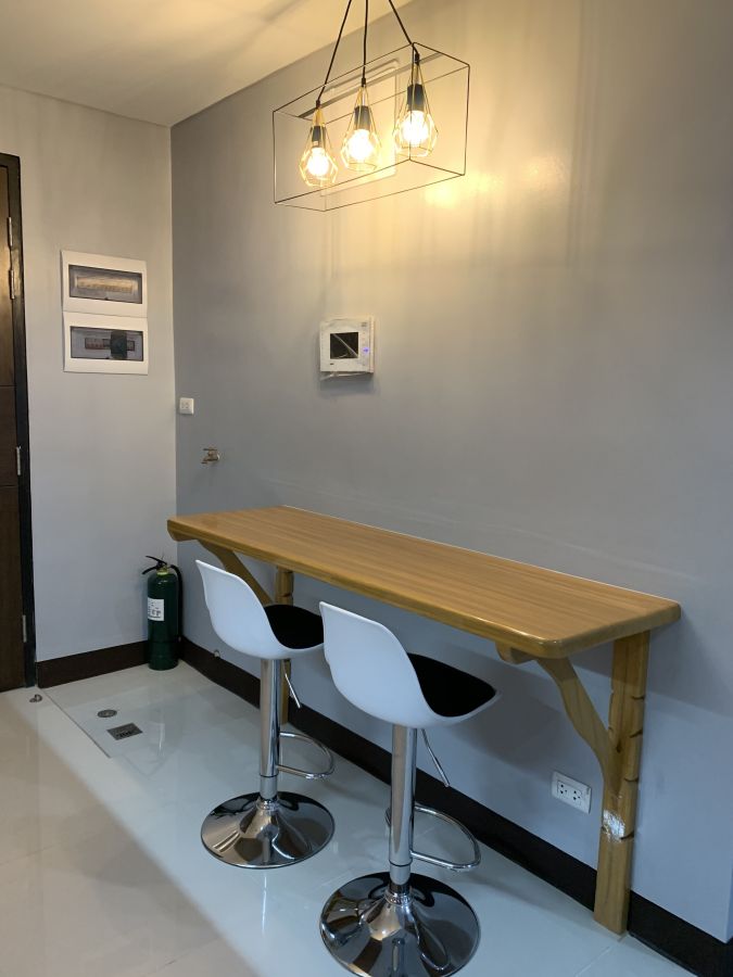 Fully Furnished Studio Unit for rent 31 sqm09