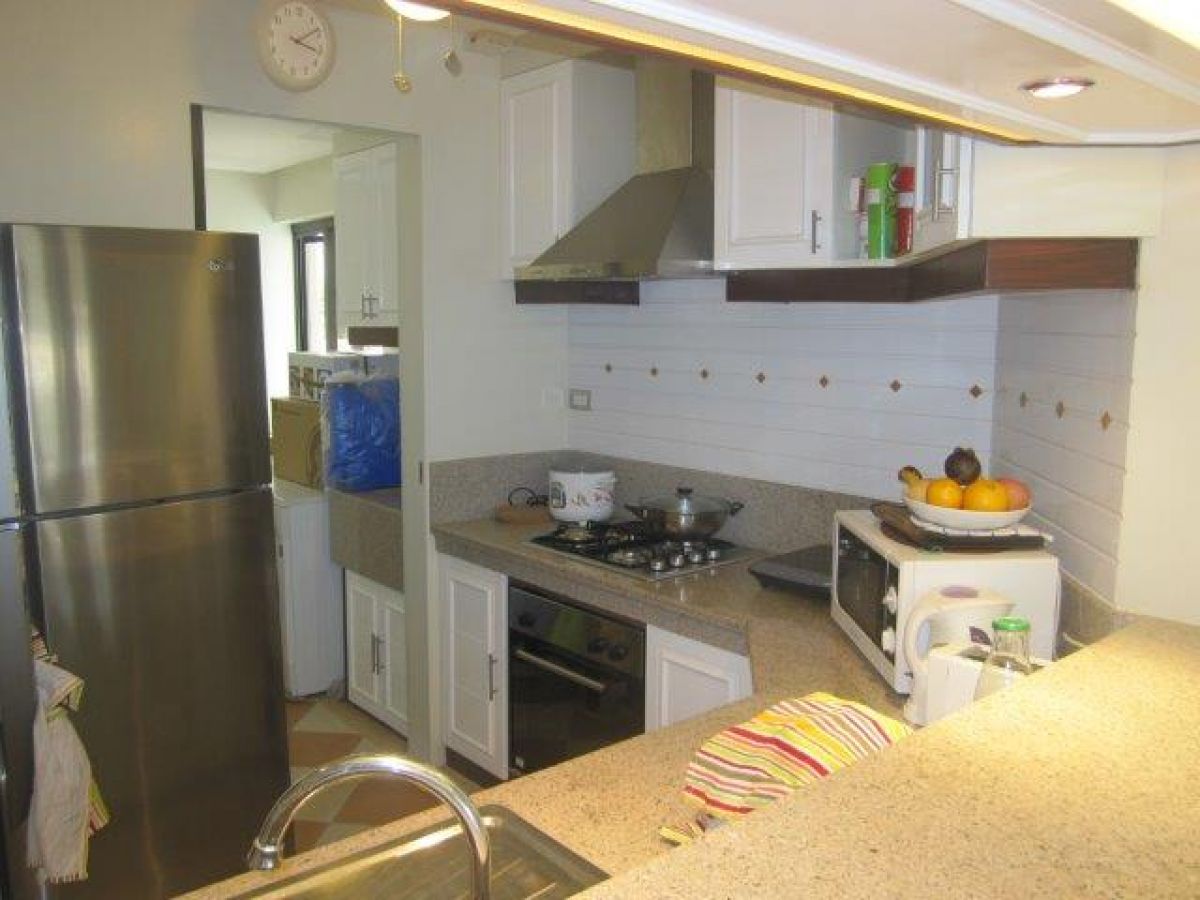 2 Bedroom Fully Furnished Unit for Rent04