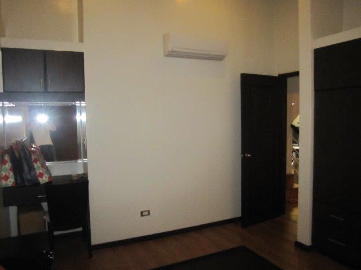 2 Bedroom Fully Furnished Unit for Rent09