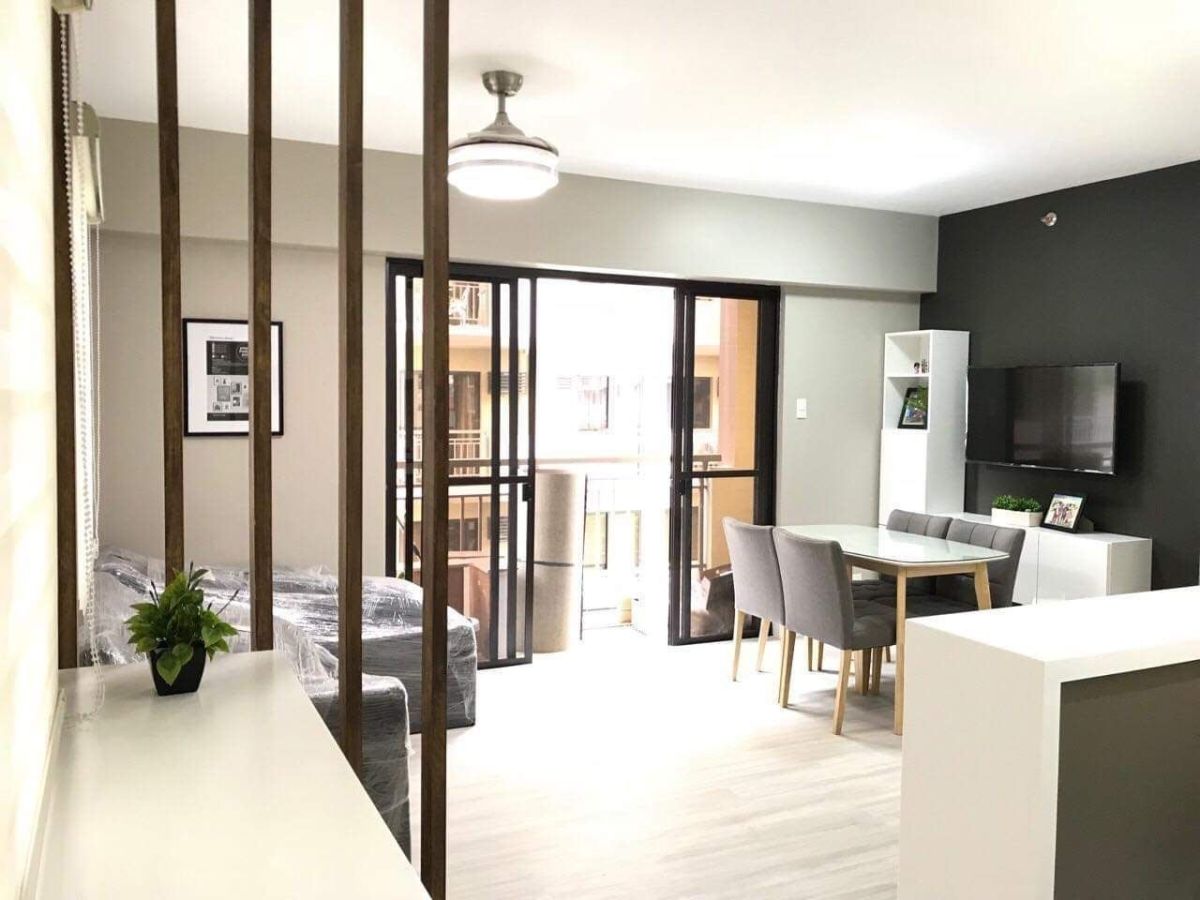 Fully Furnished 2 BR Unit For Rent at Arista Place06