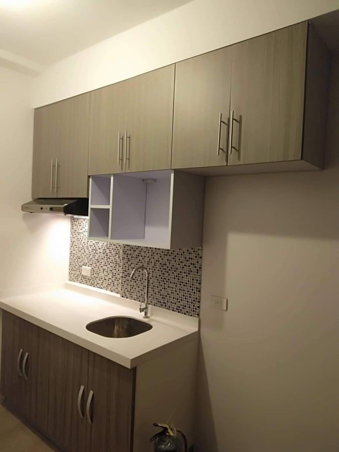 Semi-Furnish Studio Unit For Lease02
