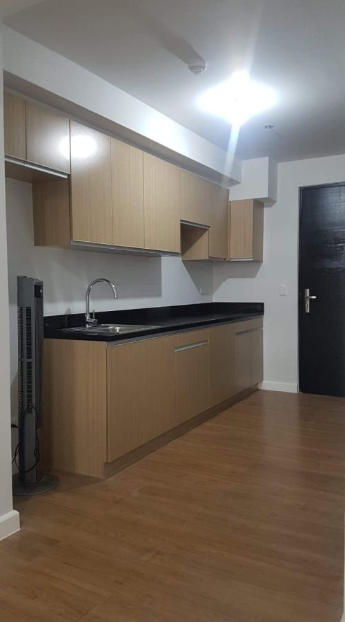 "37sqm Studio Unit for Rent in Two Maridien, Fort Bonifacio, Taguig"03
