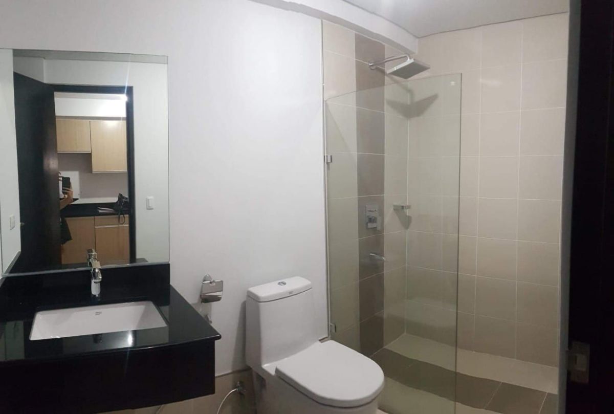 "37sqm Studio Unit for Rent in Two Maridien, Fort Bonifacio, Taguig"05