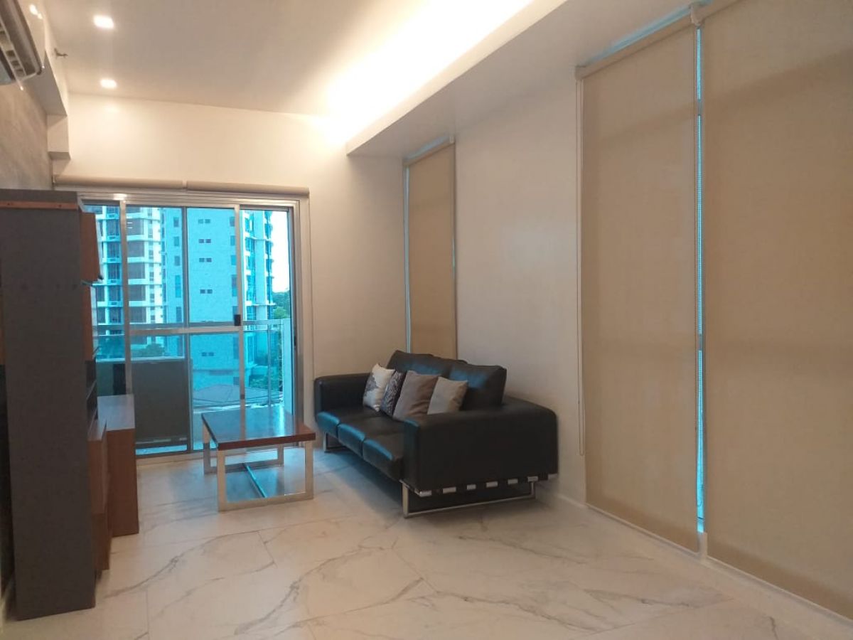 Fully Furnished Two Bedroom (2BR) Unit in Crescent Park Residences BGC03