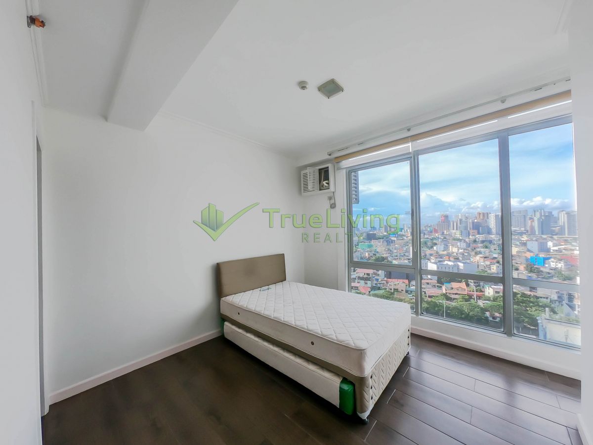 "Fully Furnished 3-Bedroom Condo For Rent in Grand Hamptons Tower 2, BGC"03