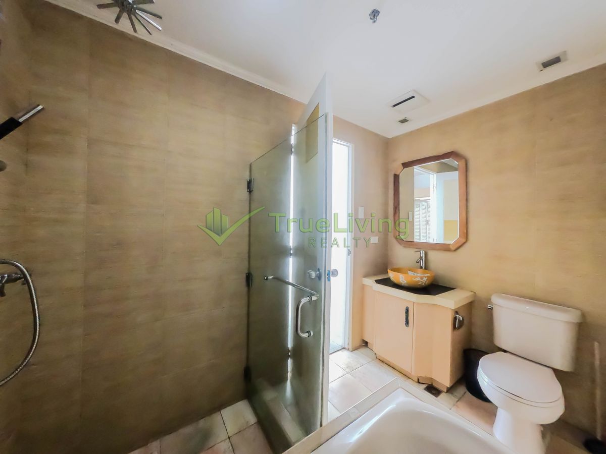 "Fully Furnished 3-Bedroom Condo For Rent in Grand Hamptons Tower 2, BGC"09