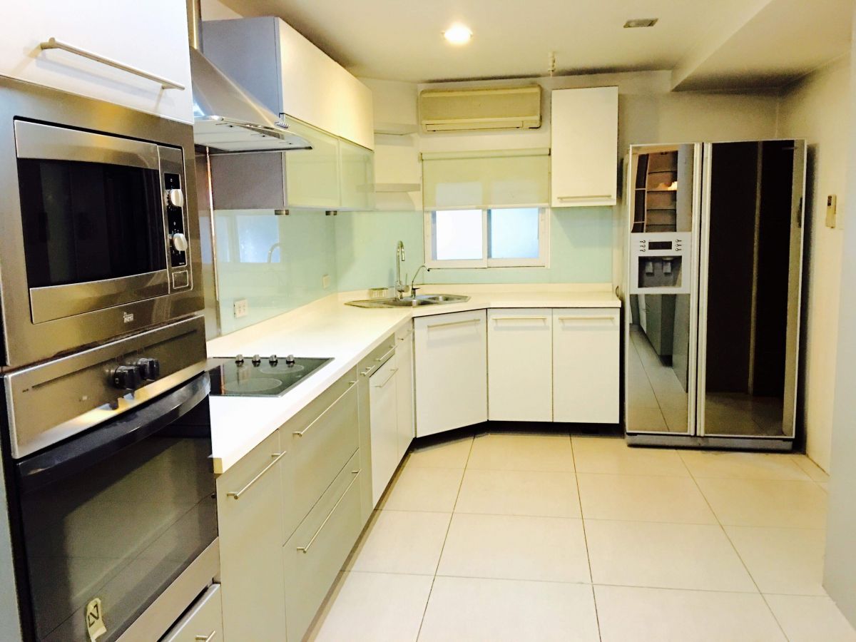 Fully Furnished 3Bedroom Unit For Rent At Ritz Towers03