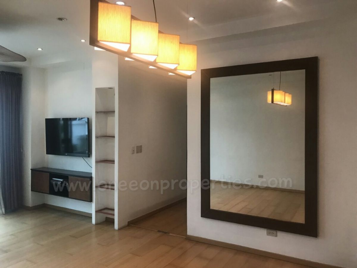 Bonifacio Ridge 2BR for Rent06