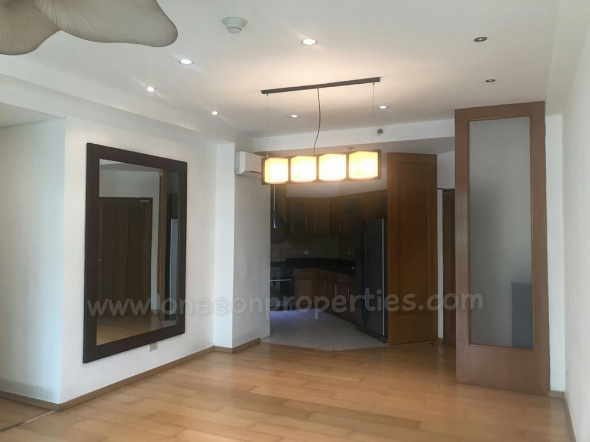 Bonifacio Ridge 2BR for Rent07