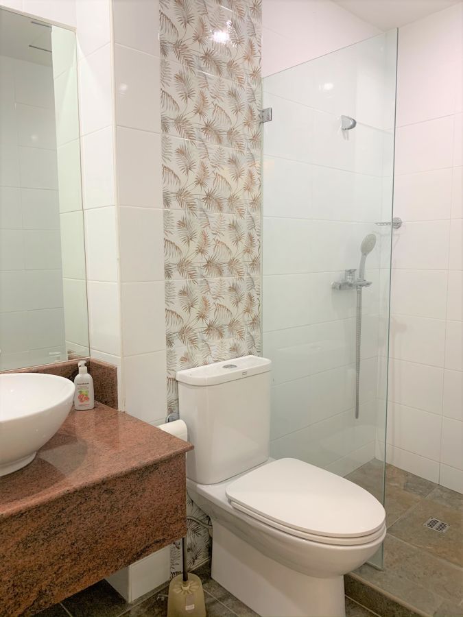 "One Bedroom Unit in Bellagio, Burgos Circle"08