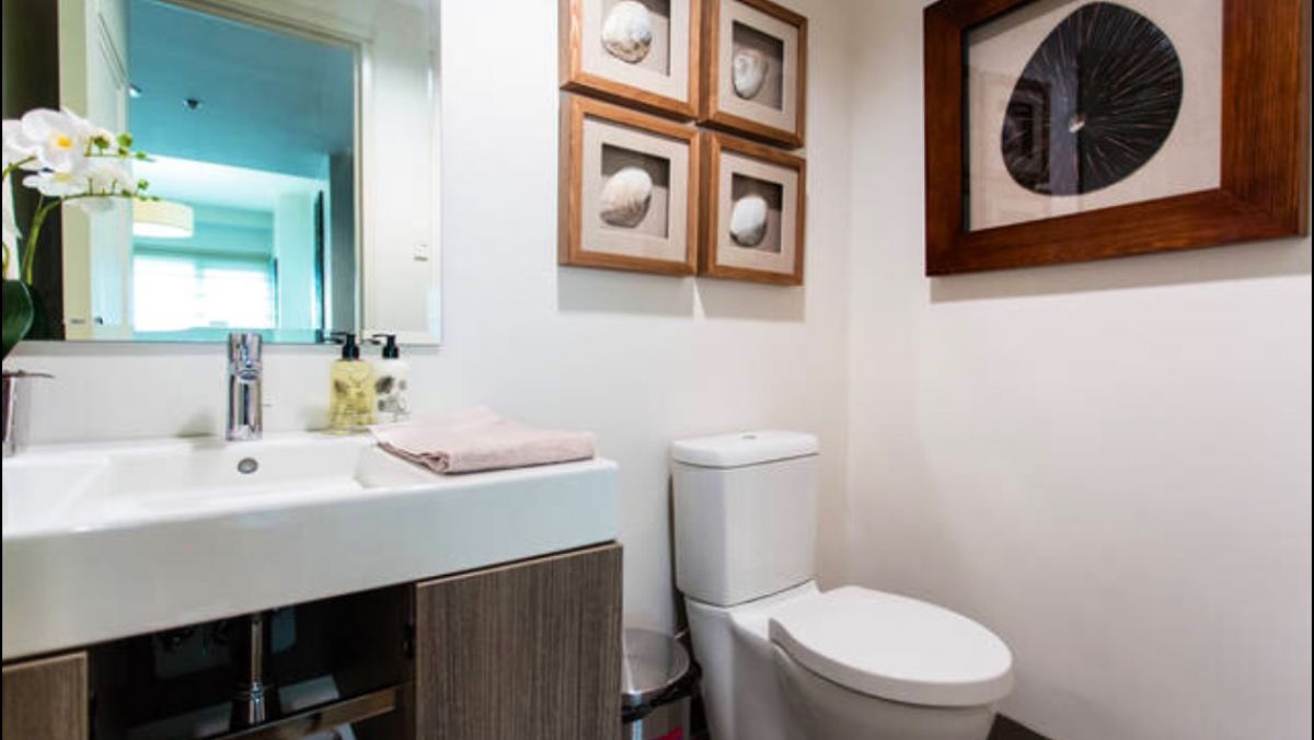 For Lease 2 Bedroom in Edades Tower and Garden Villas Rockwell Makati07