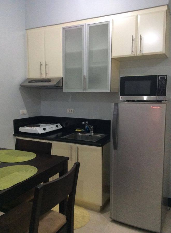 For Rent Studio Furnished Condo in Morgan Suites McKinley Hill Taguig BGC05
