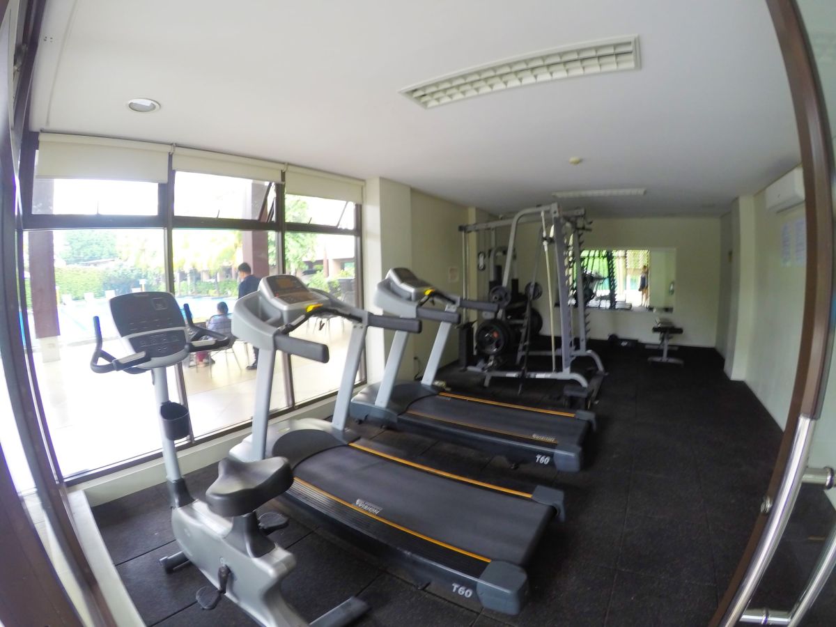 1BR Condominium Unit w/ Parking Slot for rent!08