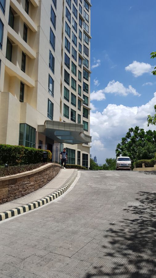 "2-Bedroom Unit, With A Nice View At Bellagio For Lease,  Bonifacio Global City"05