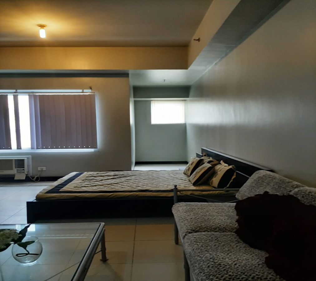 "Fairways Tower North, BGC, 41 sqm, Studio for P35k"02