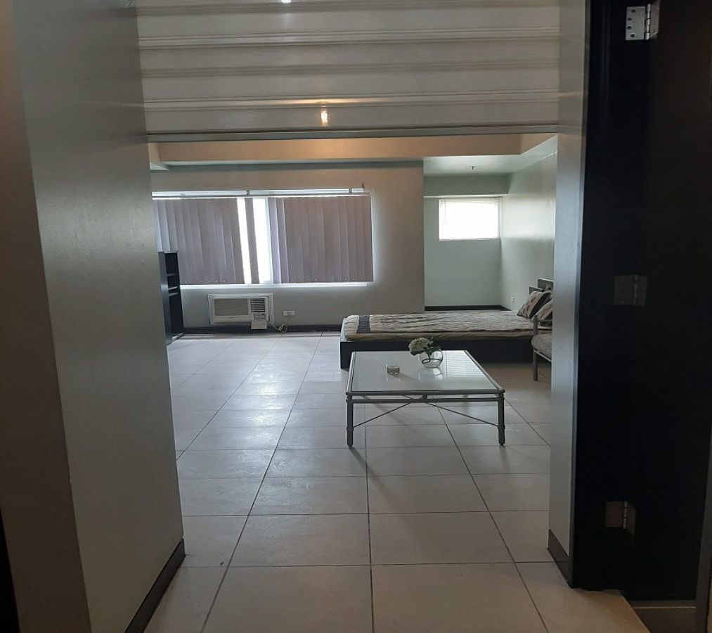 "Fairways Tower North, BGC, 41 sqm, Studio for P35k"05