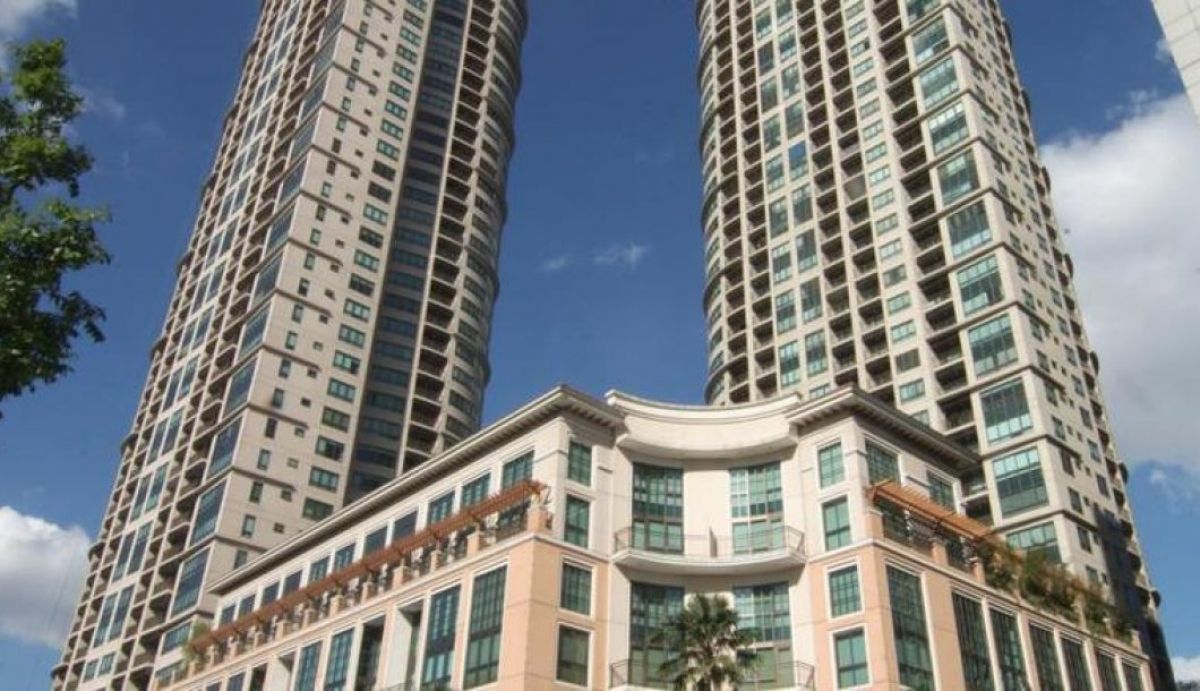 For Lease 2 Bedroom Flat in Joya North Rockwell Makati05