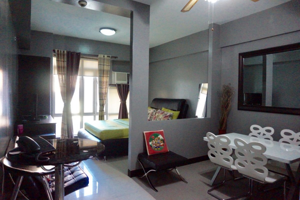 For Rent Deluxe Studio Furnished Condo in Stamford McKinley Hill Taguig BGC03