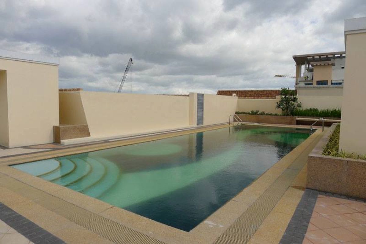For Rent Deluxe Studio Furnished Condo in Stamford McKinley Hill Taguig BGC07