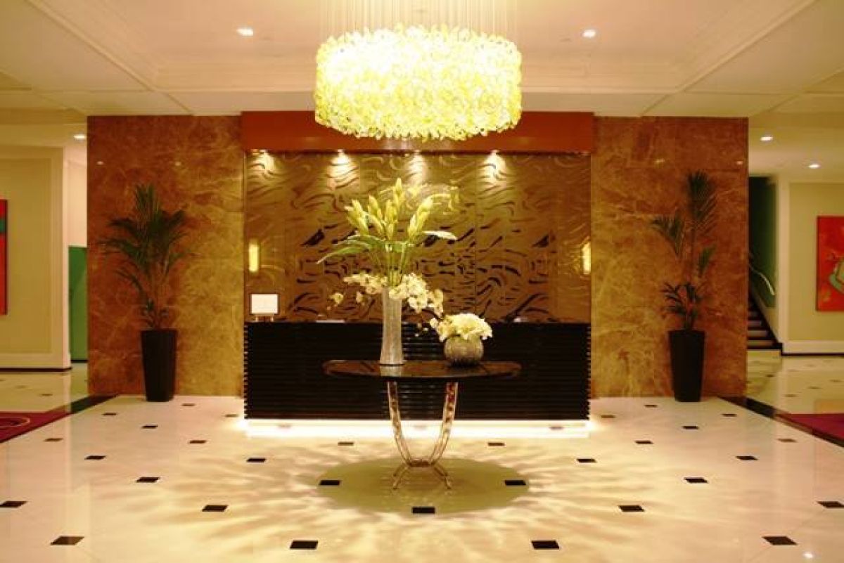 For Rent Deluxe Studio Furnished Condo in Stamford McKinley Hill Taguig BGC09